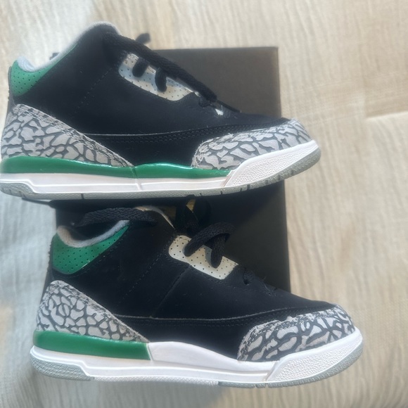 Air Jordan 3 Retro TD - Picture 4 of 8